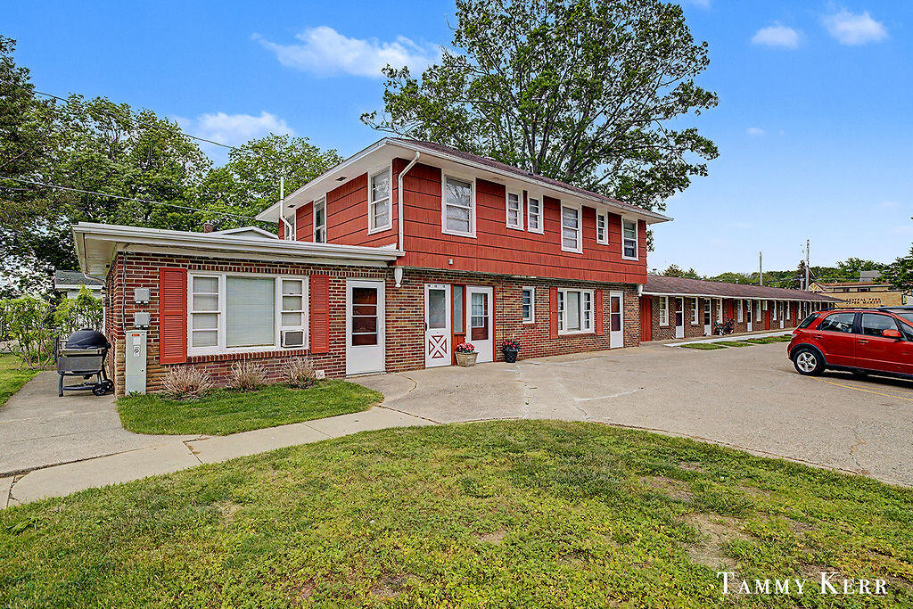 1159 S Shore Drive Property Photo 6
