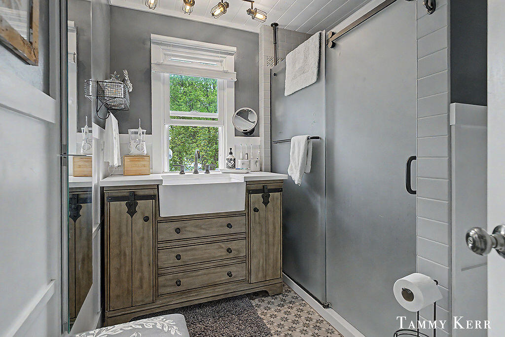 1159 S Shore Drive Property Photo 27