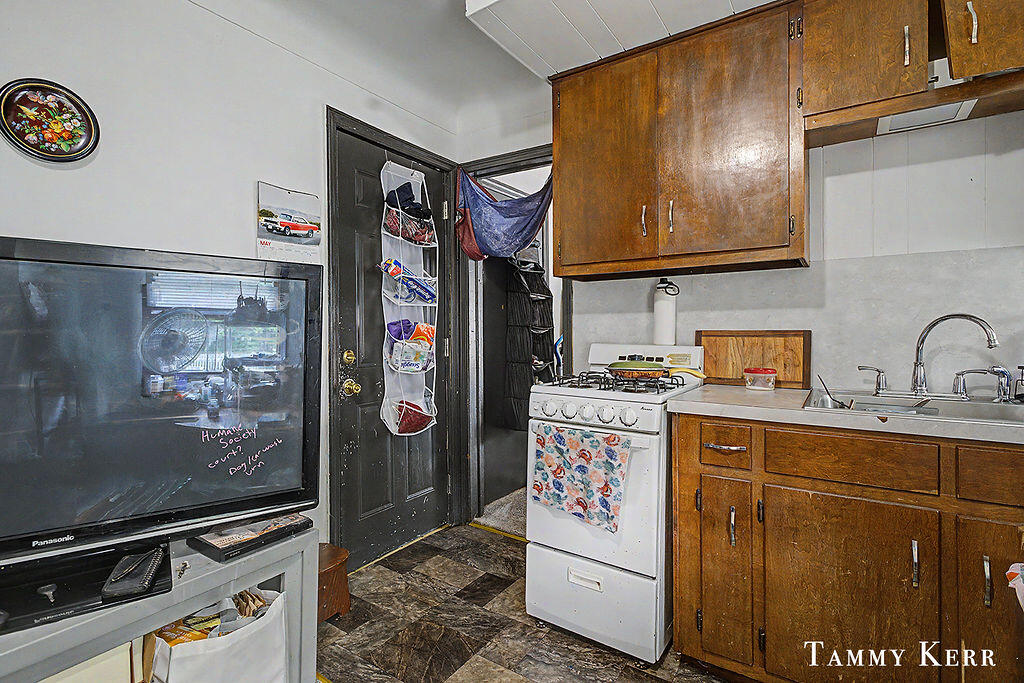 1159 S Shore Drive Property Photo 65