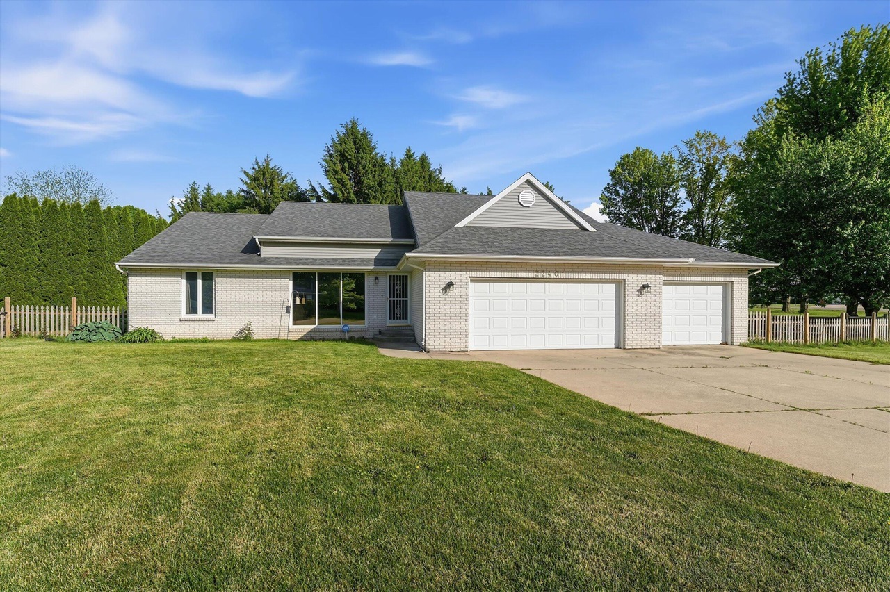 22401 Happy Drive Property Photo 1