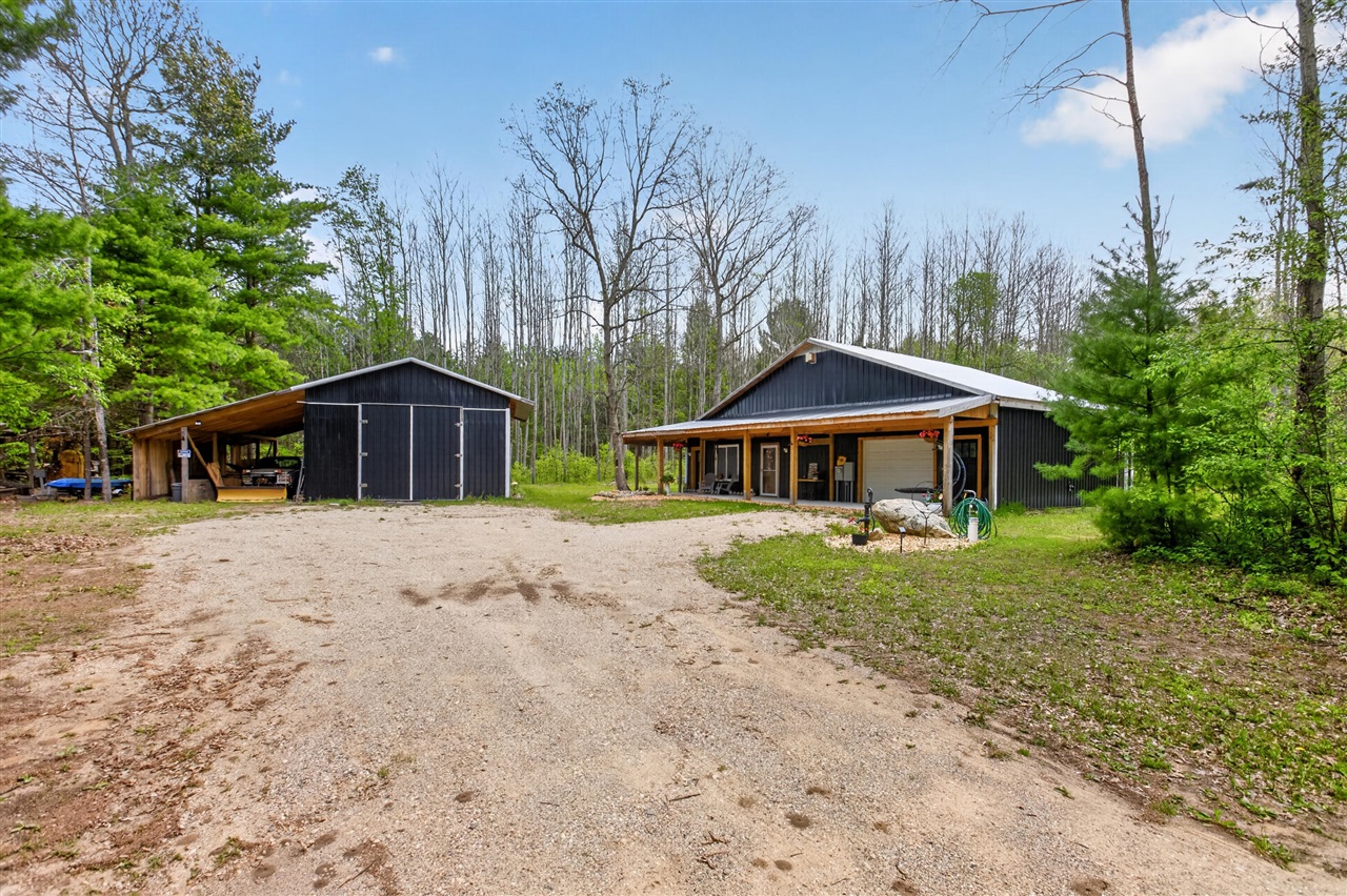 4850 E Us Highway 10 Property Photo 5