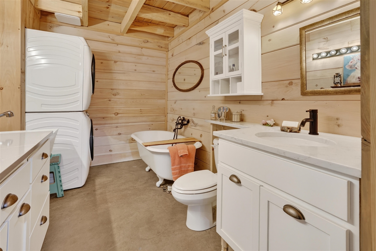 4850 E Us Highway 10 Property Photo 29