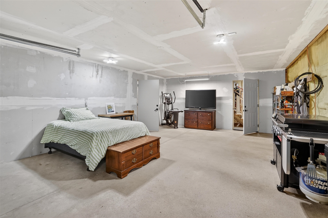 4850 E Us Highway 10 Property Photo 47