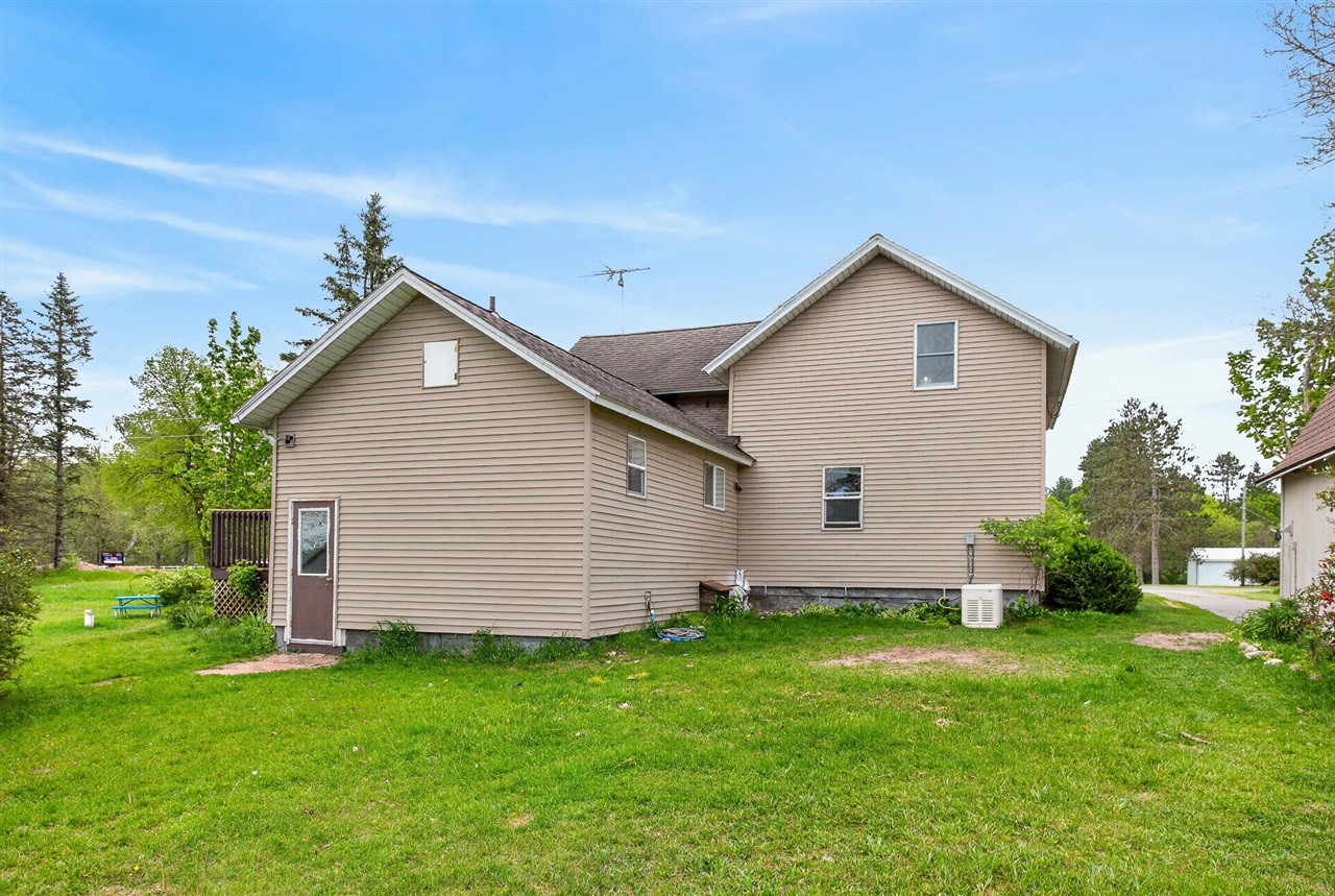 8332 5 Mile Road Property Photo 47