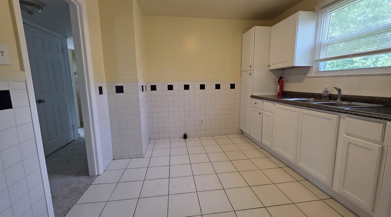 20690 California Street Property Photo 3