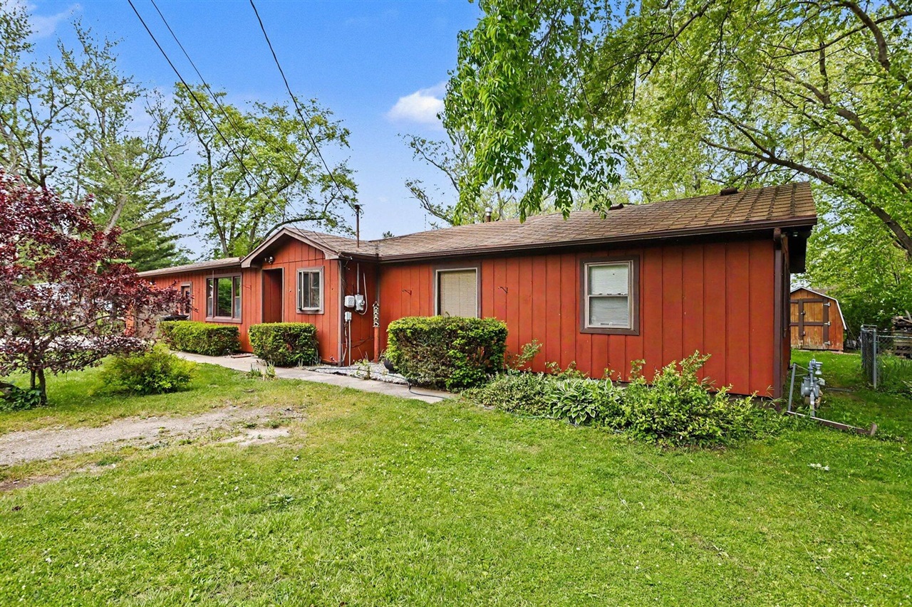 8223 Forest Beach Road Property Photo 8