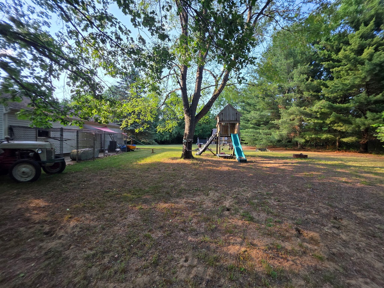 4201 Secor Road Property Photo 14