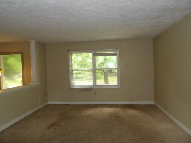 243 Devon Road Property Photo 2