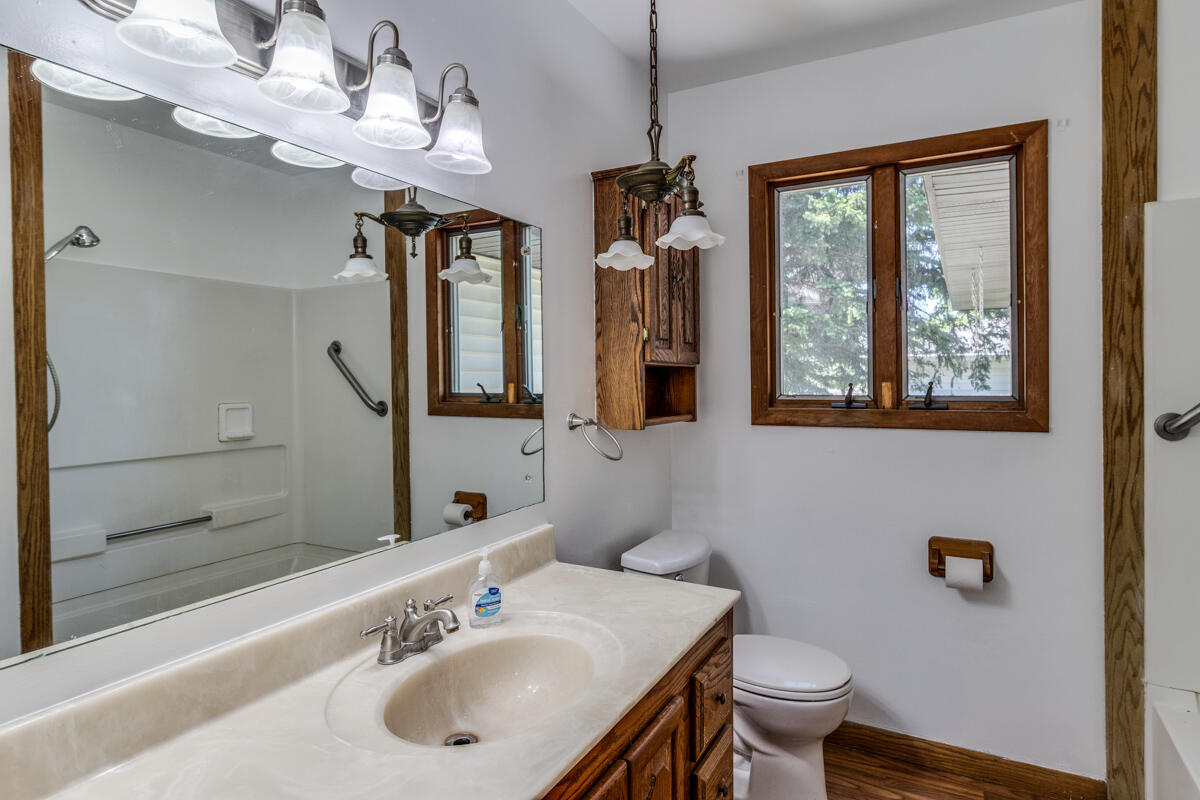 126 Ansted Drive Property Photo 11