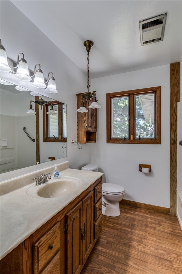 126 Ansted Drive Property Photo 12