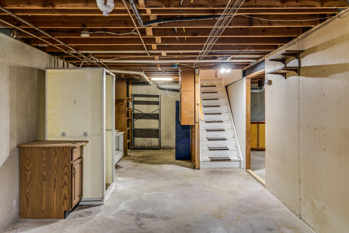126 Ansted Drive Property Photo 18
