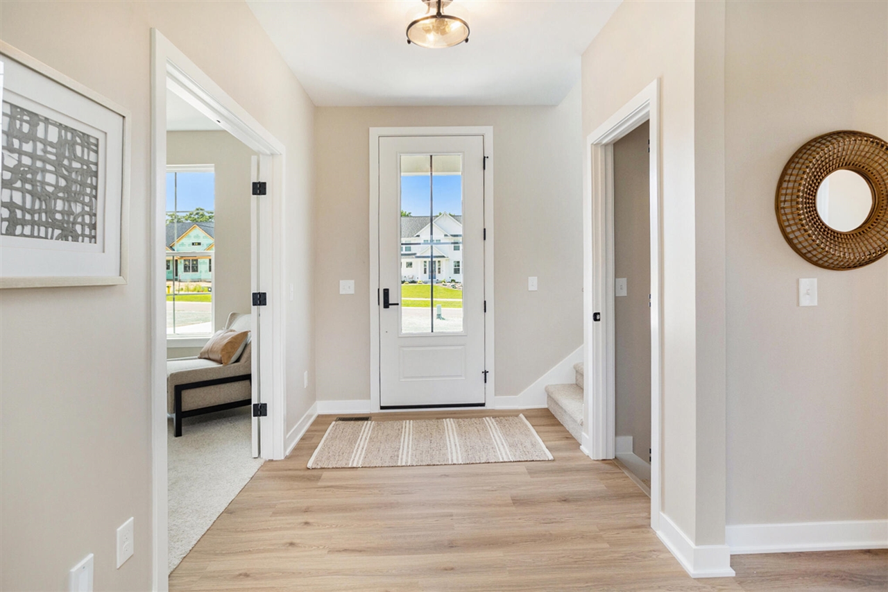 8093 Limestone Ridge Property Photo 2