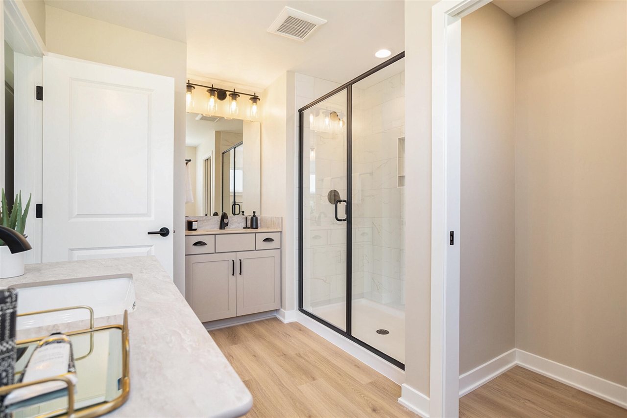 8093 Limestone Ridge Property Photo 15