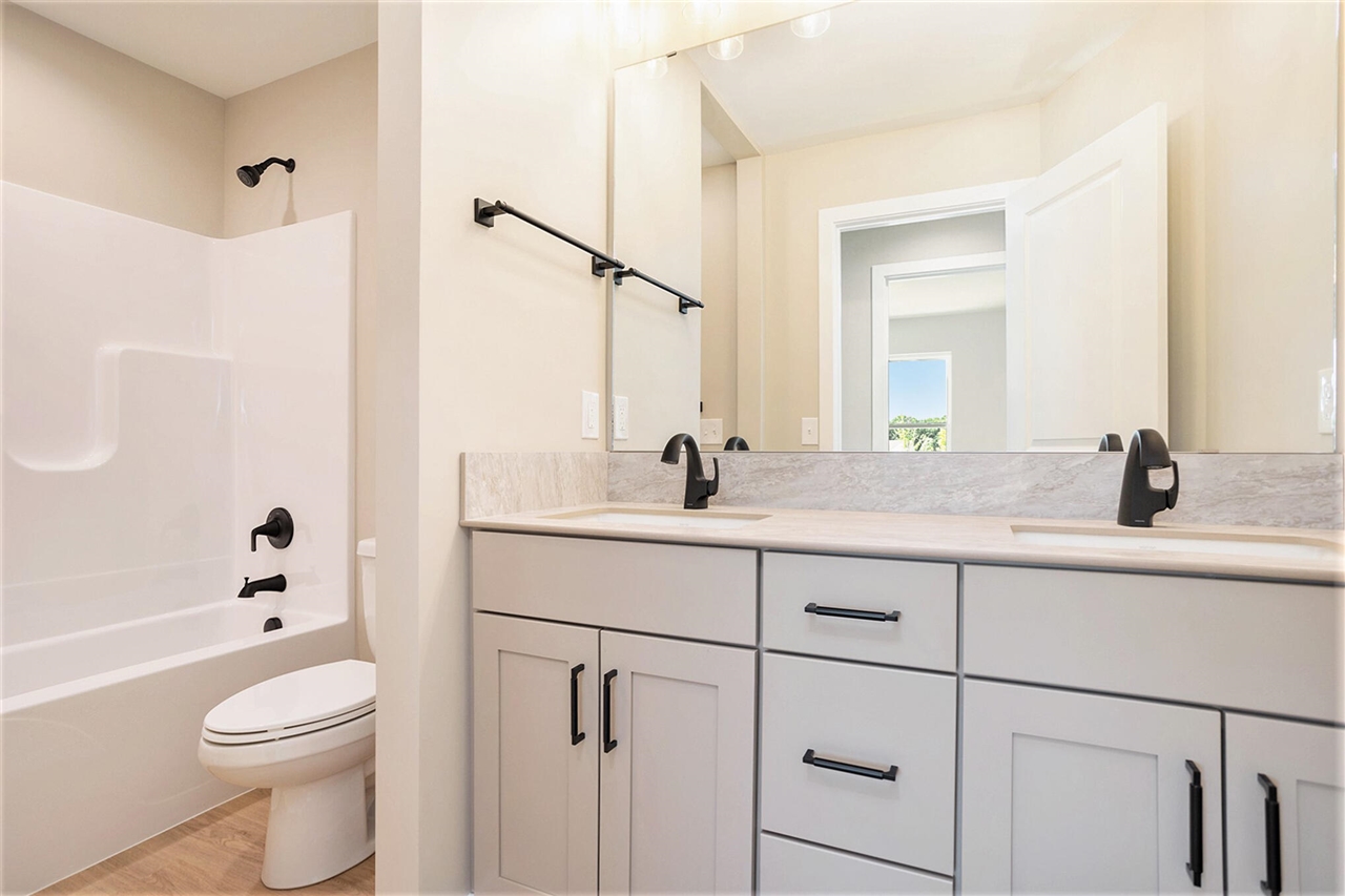 8093 Limestone Ridge Property Photo 18