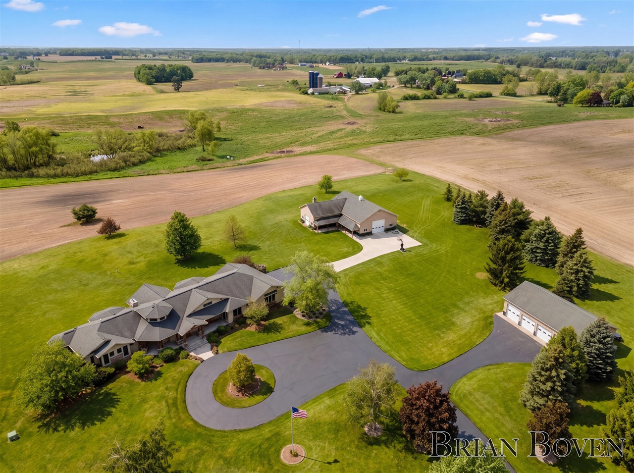 1740 7 Mile Road Property Photo 1