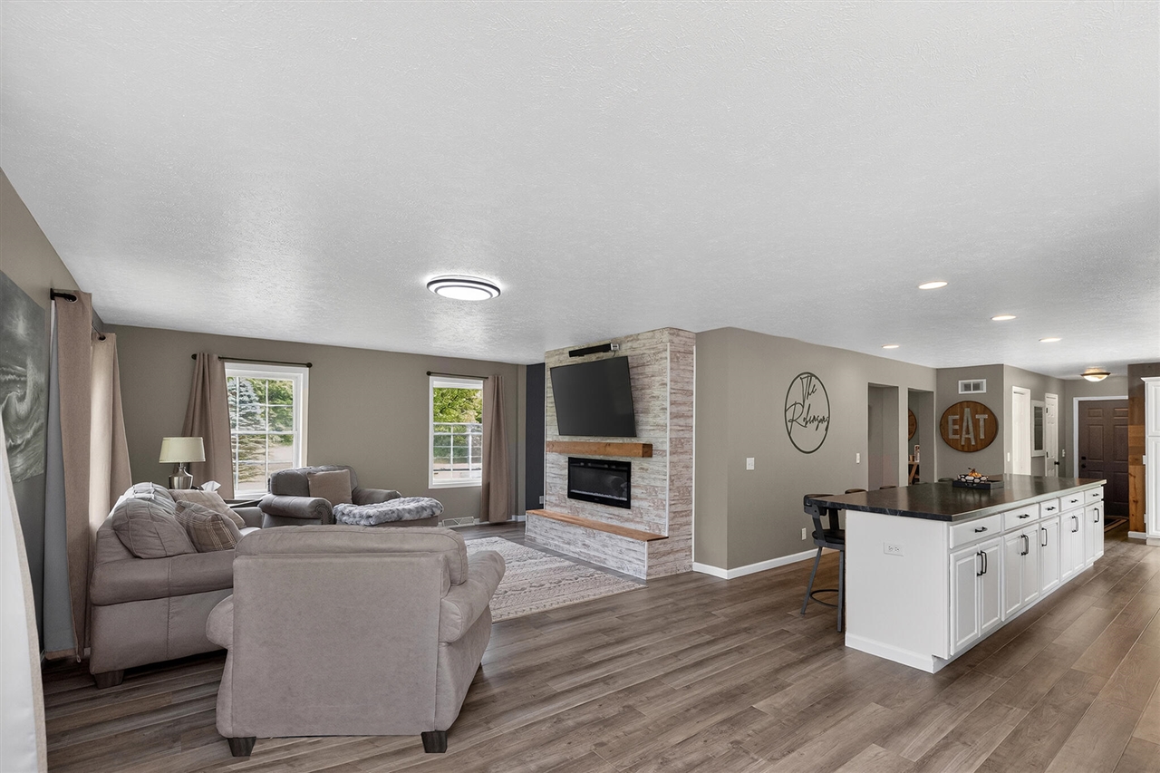 13021 Us-12 Property Photo 5