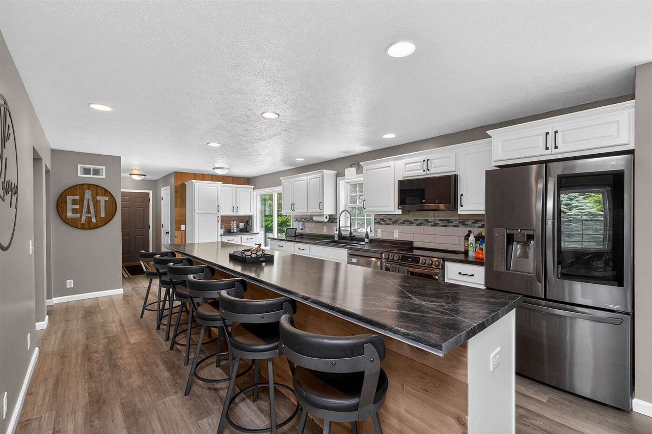 13021 Us-12 Property Photo 6