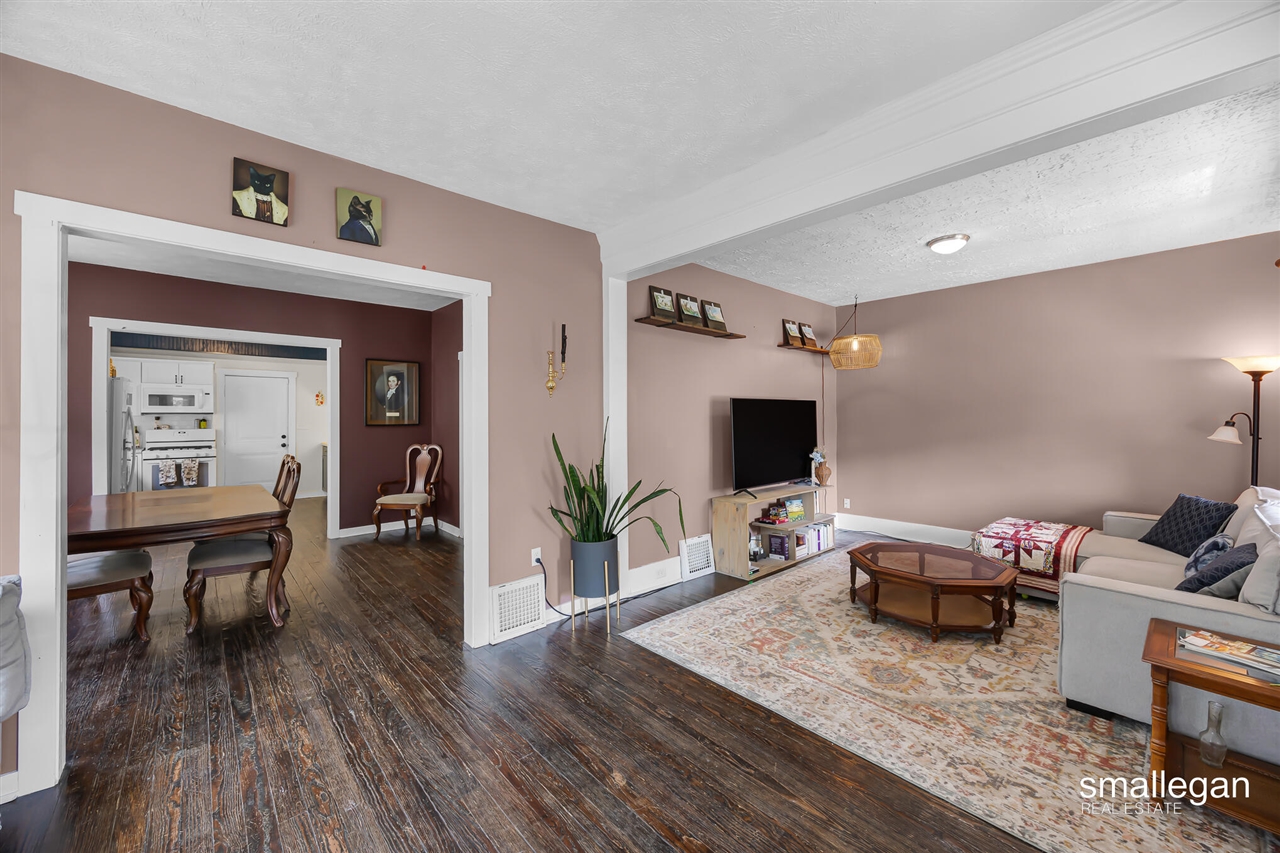 1321 Davis Avenue Property Photo 11