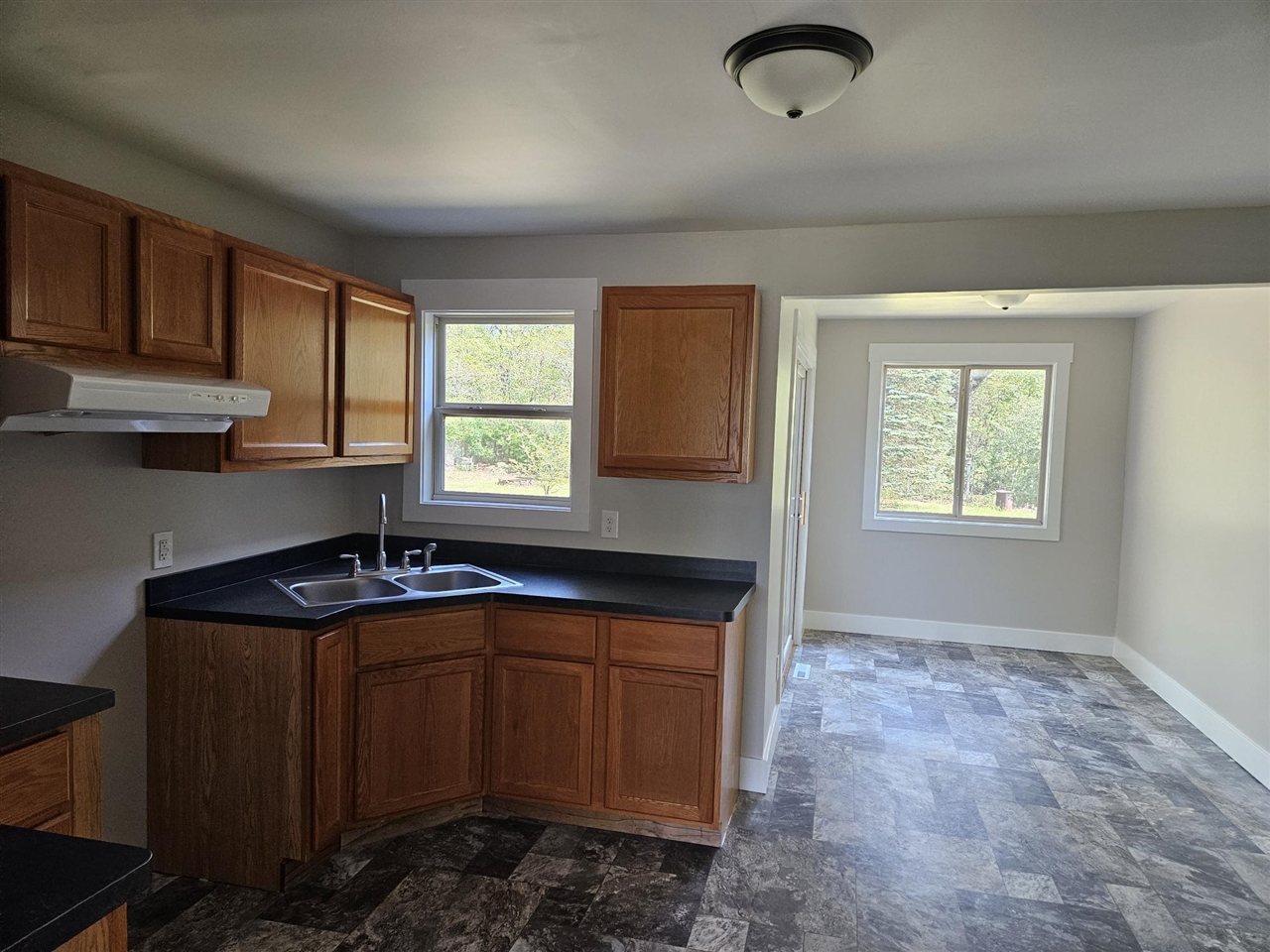 1090 Holton Whitehall Road Property Photo 5