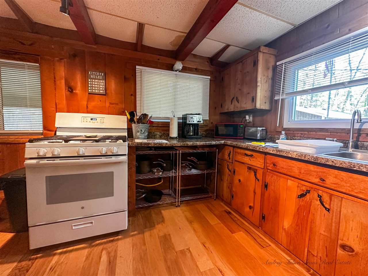 8923 W Toma Trail Property Photo 7