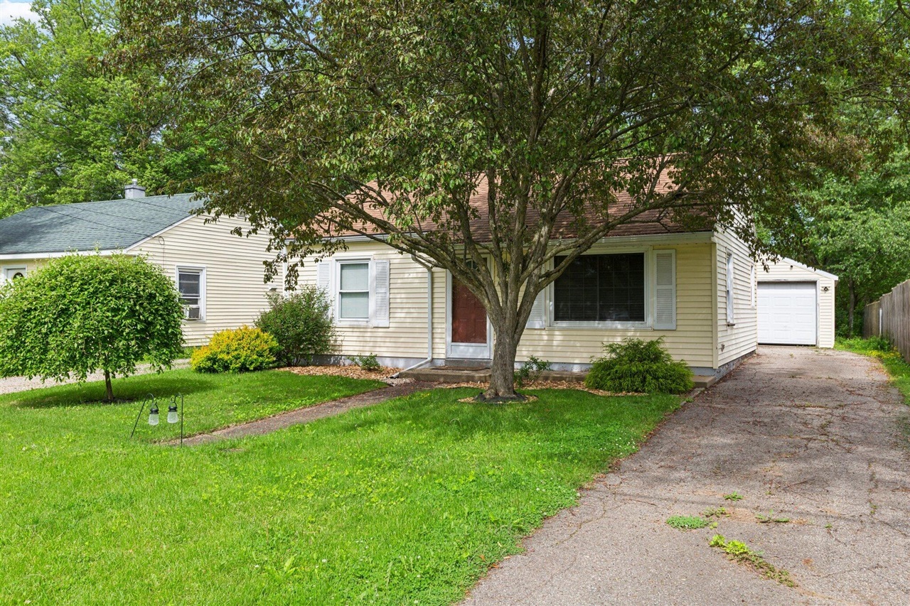 1602 Baker Drive Property Photo 2