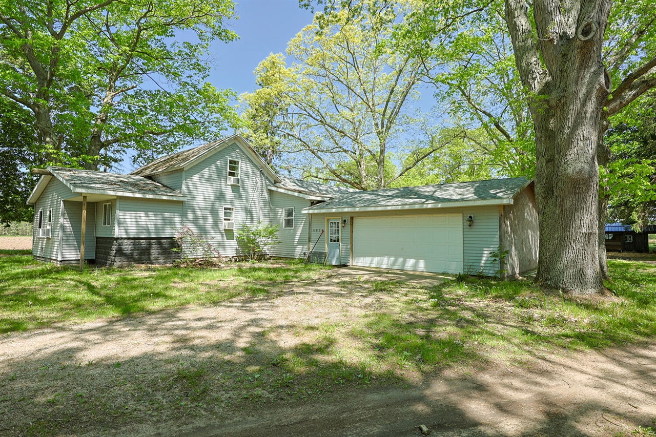 6854 E Garfield Road Property Photo 1