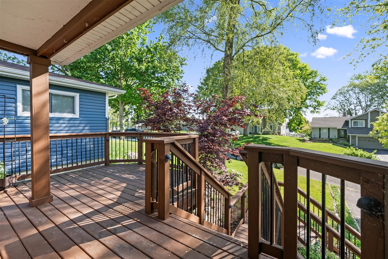1008 Beachland Boulevard Property Photo 6