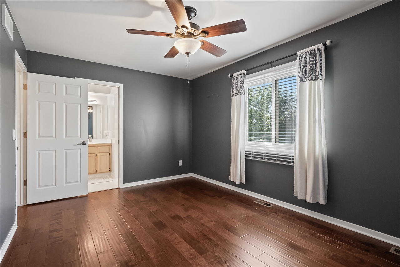 1008 Beachland Boulevard Property Photo 17
