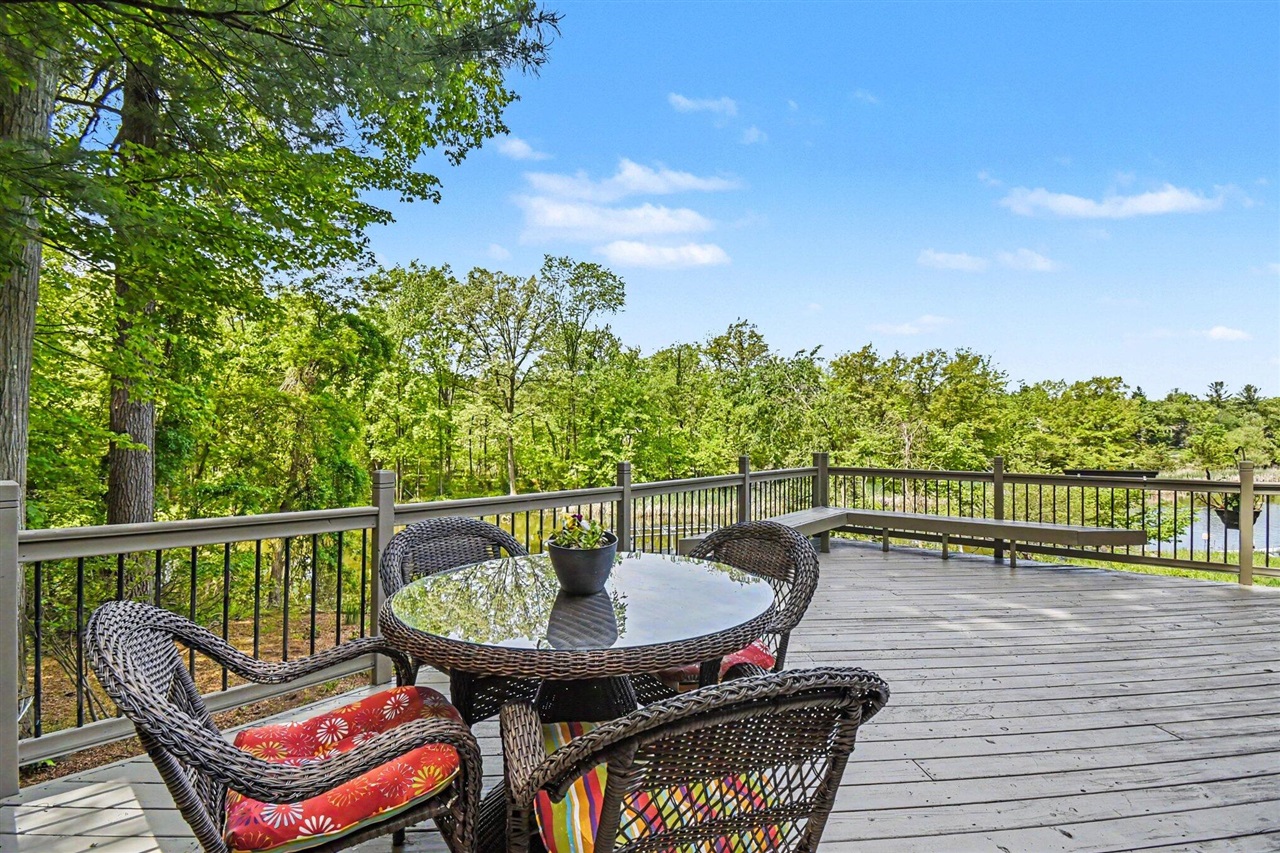 1843 Timber Trail Drive Property Photo 7