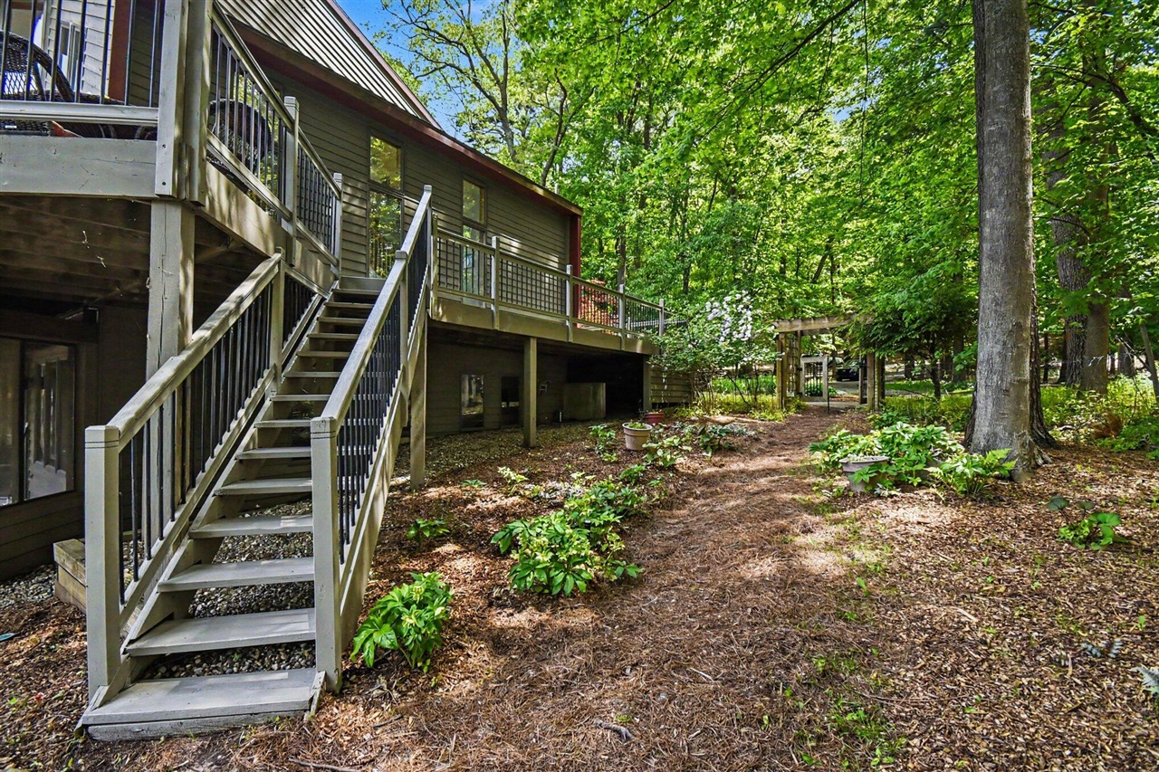 1843 Timber Trail Drive Property Photo 48