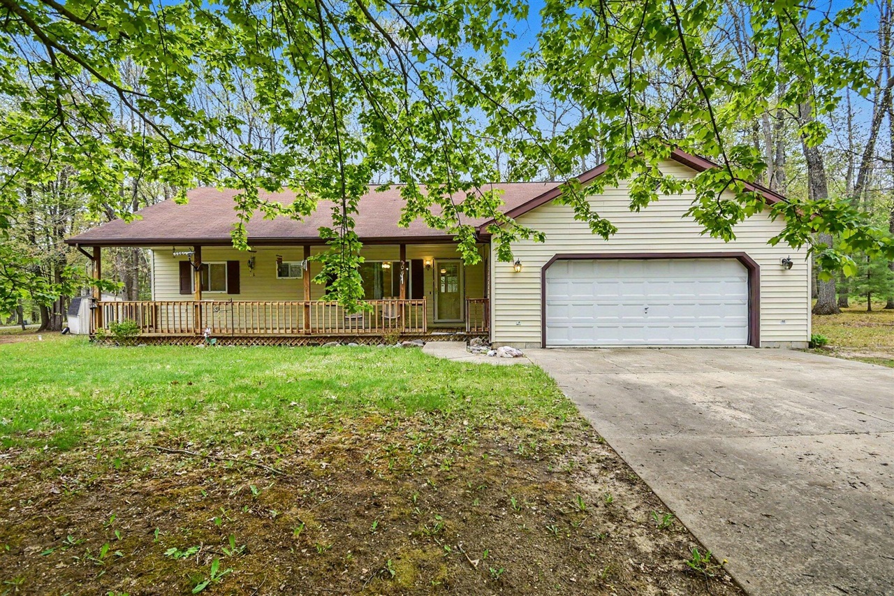 306 Silverhill Drive Property Photo 2
