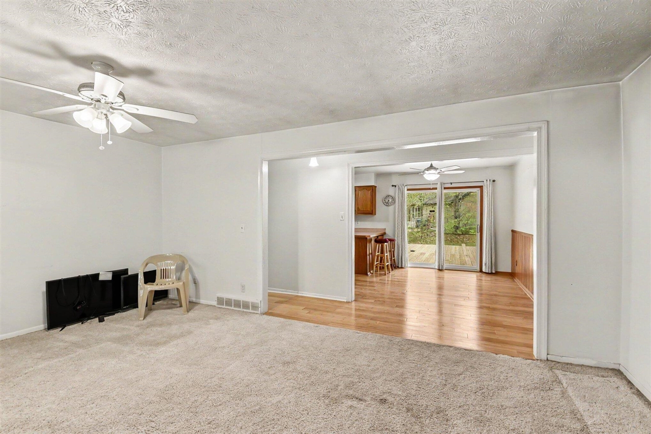 306 Silverhill Drive Property Photo 6