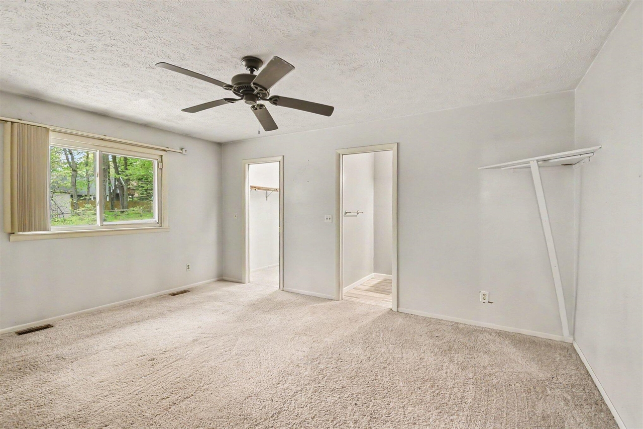 306 Silverhill Drive Property Photo 14