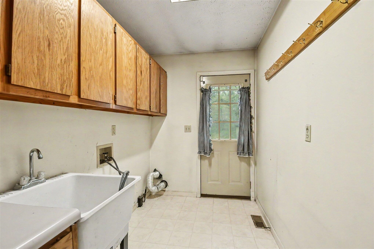 306 Silverhill Drive Property Photo 26