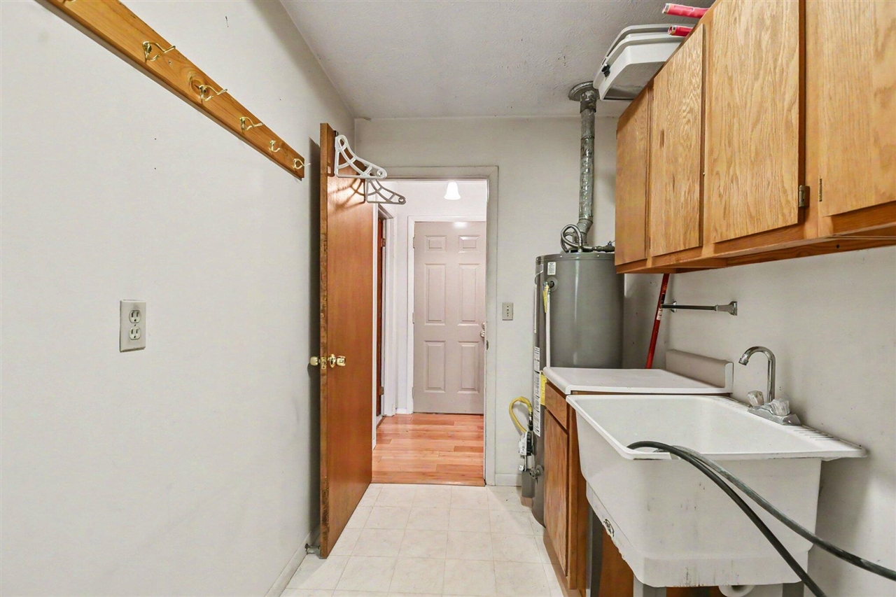 306 Silverhill Drive Property Photo 27