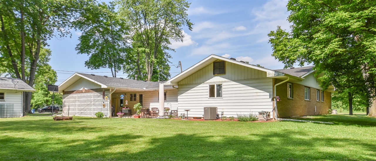 8391 Old Us 27 Property Photo 3