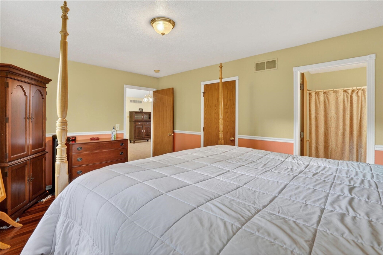 5569 S Corey Road Property Photo 16