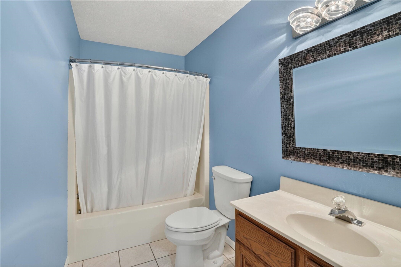 5569 S Corey Road Property Photo 22
