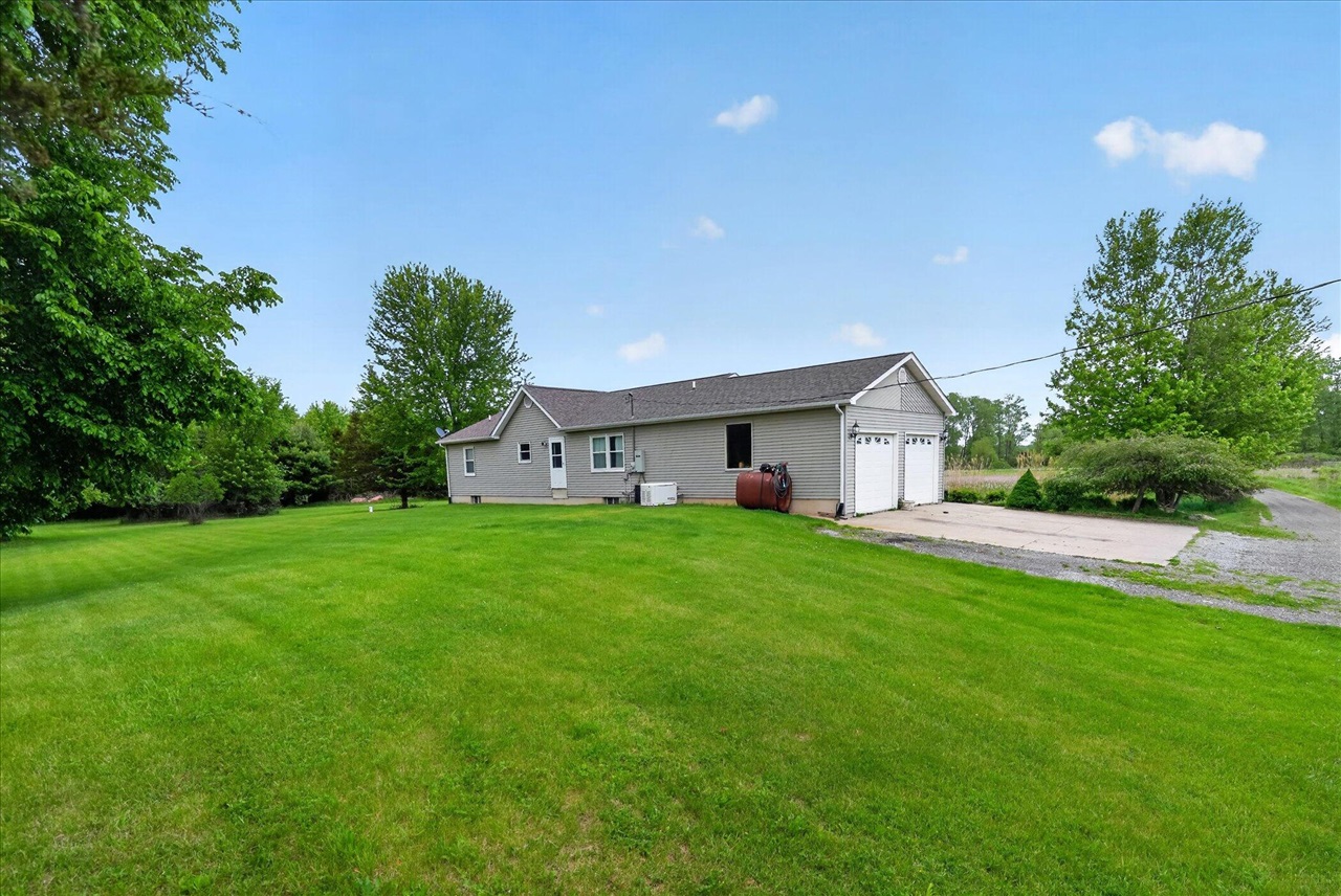 5569 S Corey Road Property Photo 28