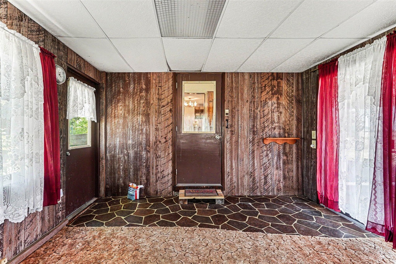 325 W Chicago Road Property Photo 7