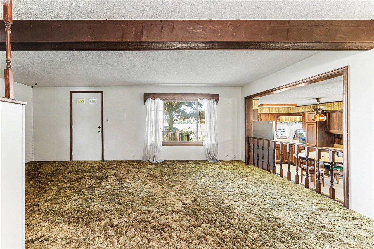 325 W Chicago Road Property Photo 10