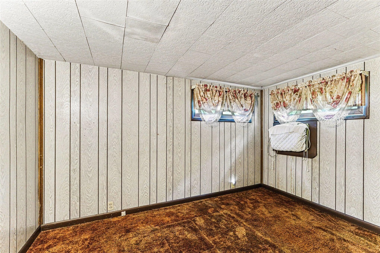 325 W Chicago Road Property Photo 13