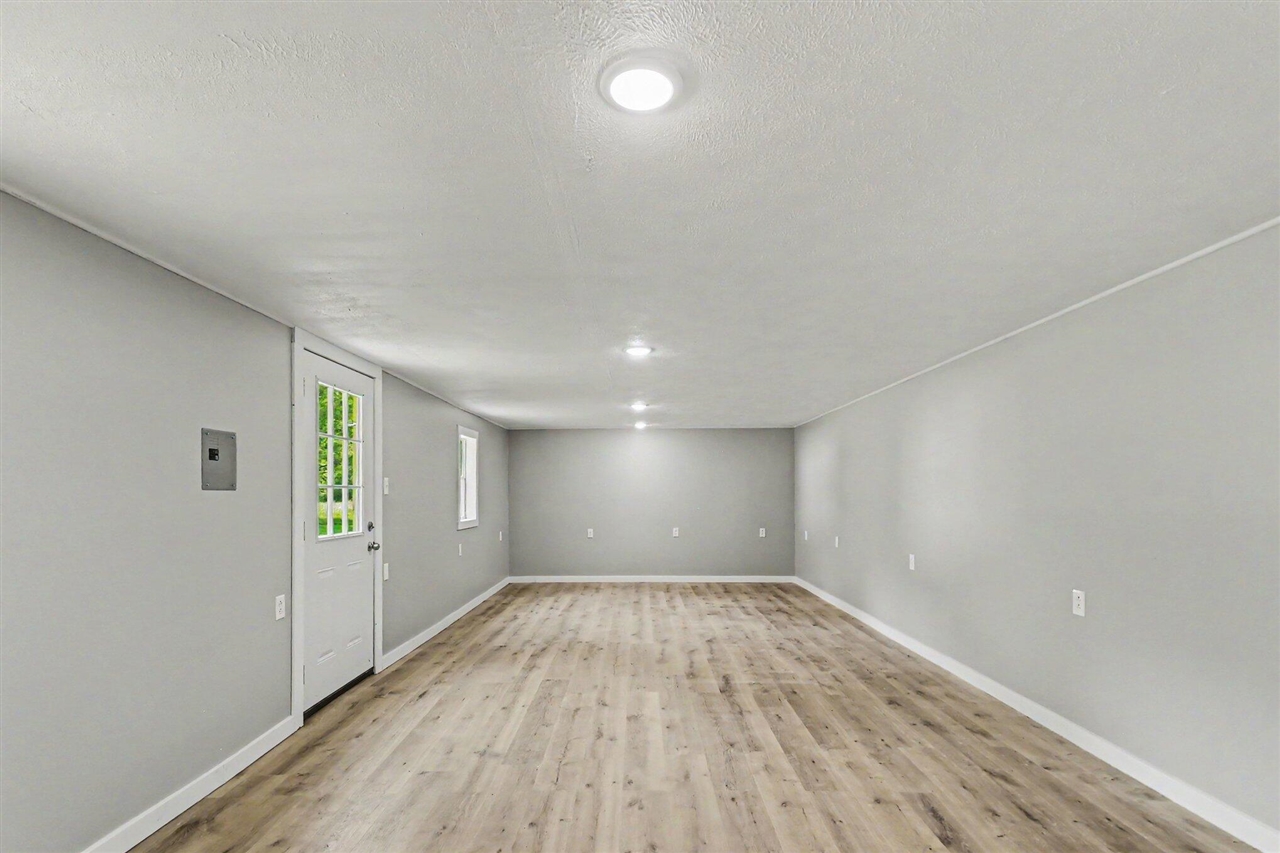 2795 S Bradley Road Property Photo 19