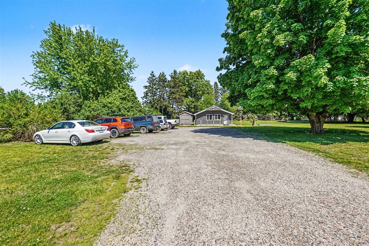 2811 S Sheridan Road Property Photo 4