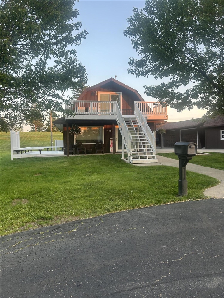 595 Rolling Meadows Drive Property Photo 2