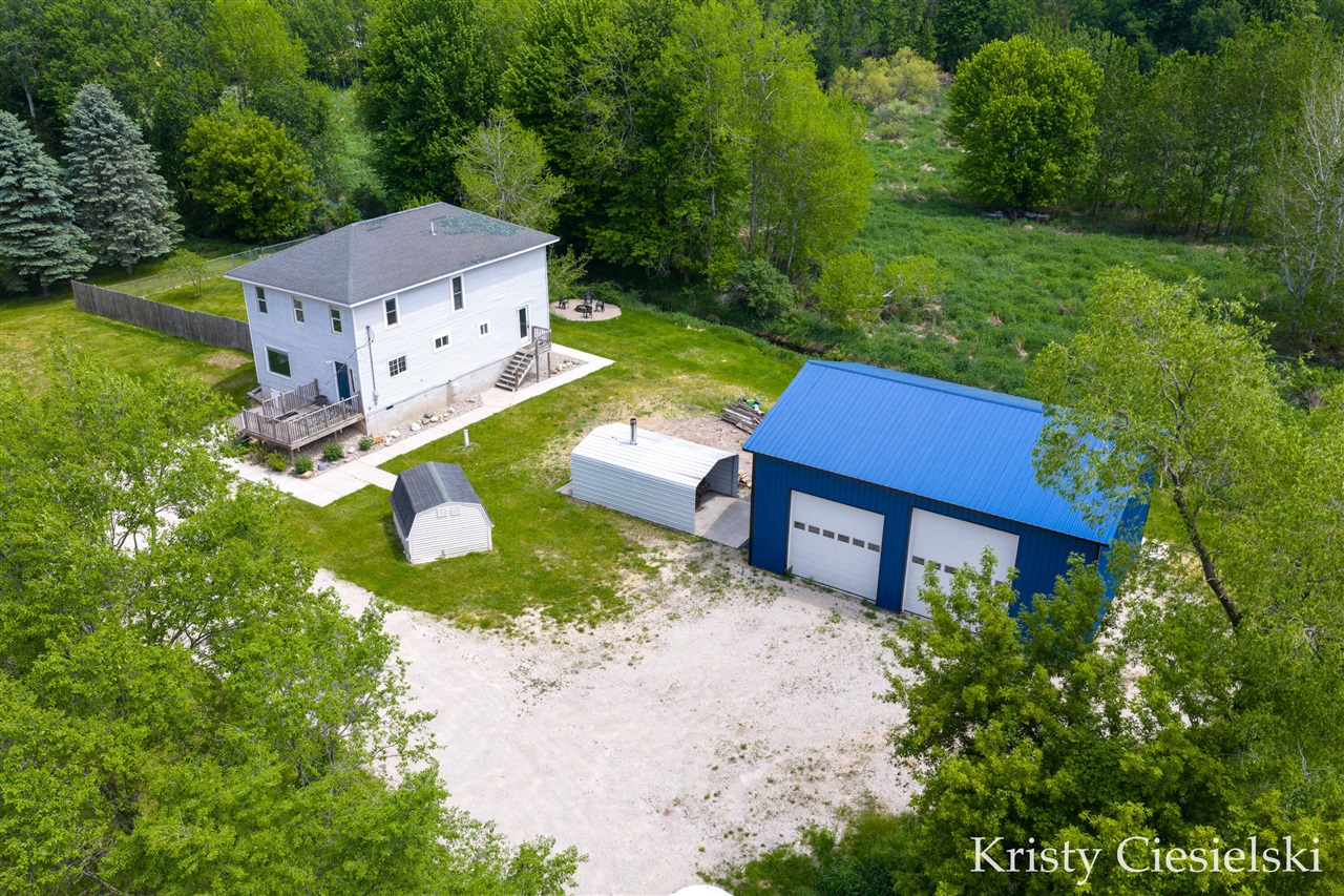 2162 S Stone Road Property Photo 1