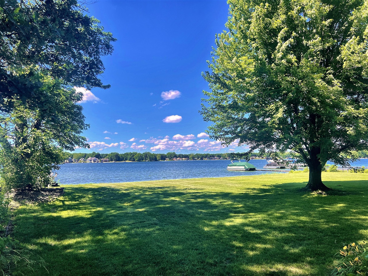 2647 Lake Shore Drive Property Photo 8