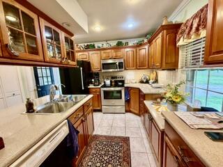 232 Hawthorne Road Property Photo 32