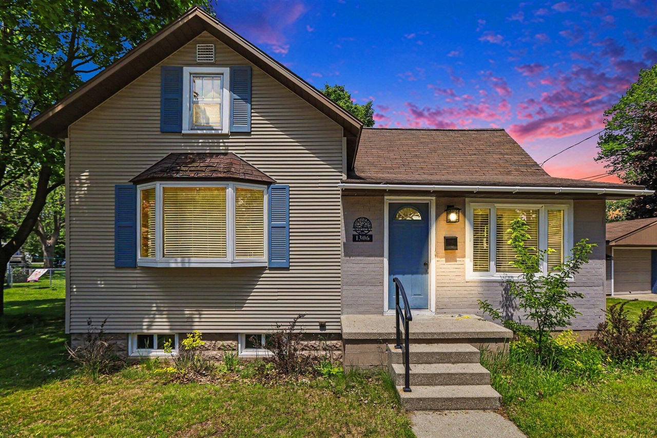 1306 27th Street Property Photo 1