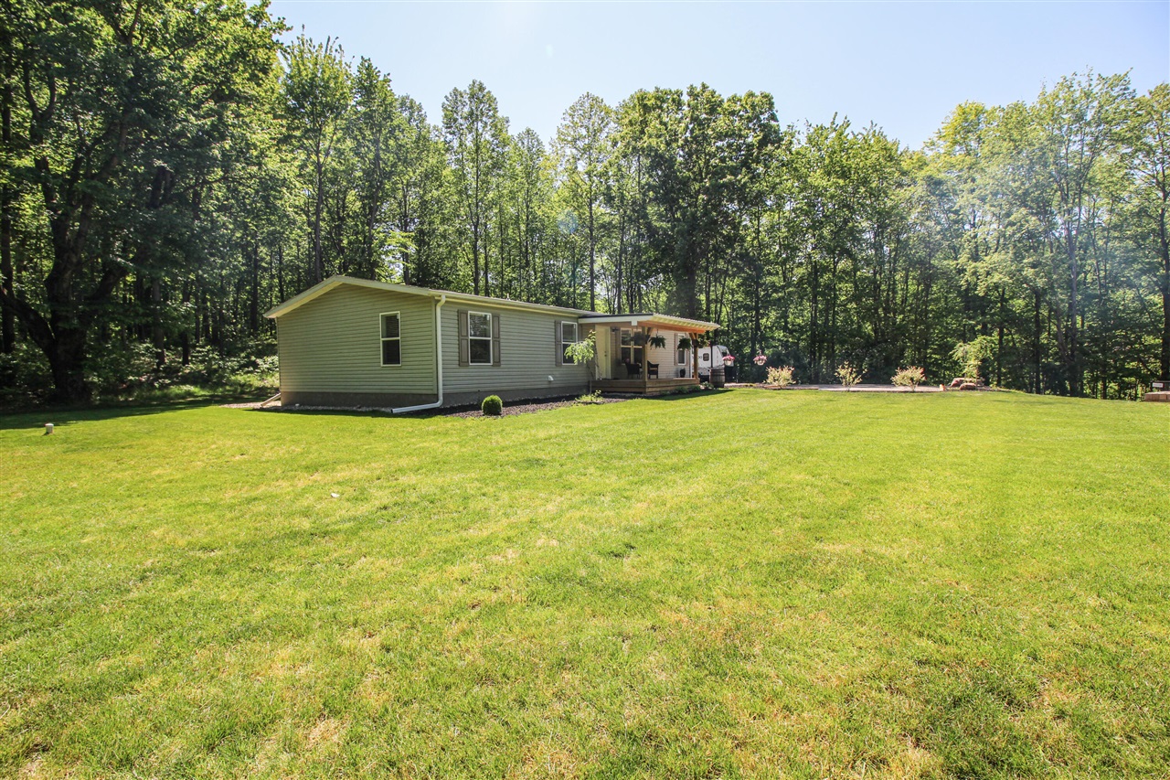 10877 Floating Bridge Road Property Photo 7